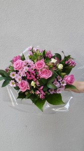 Bukiet z różowych kwiatów