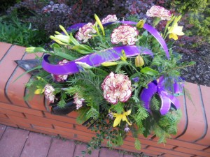 Wiązanka z lilii i goździków