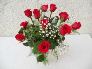 Bukiet z 12 średnich róż